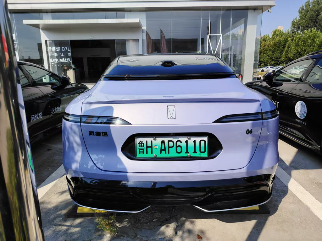 2025 AVATR 06 Ultra AWD · 9,600 km · LHD · FOB